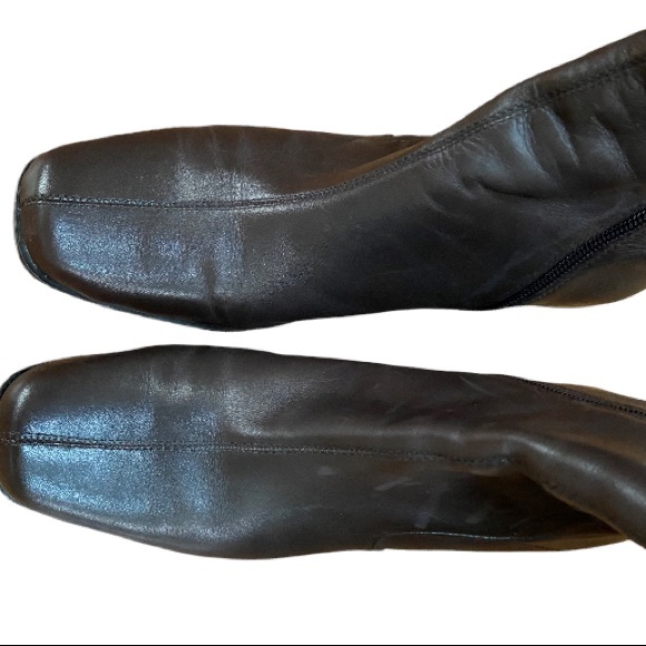 Brown leather ankle boots - Picture 5 of 6